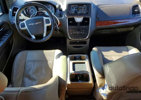 2015 Chrysler Town & Country Touring L z USA, uszkodzony, nr VIN 2C4RC1CG1FR678090